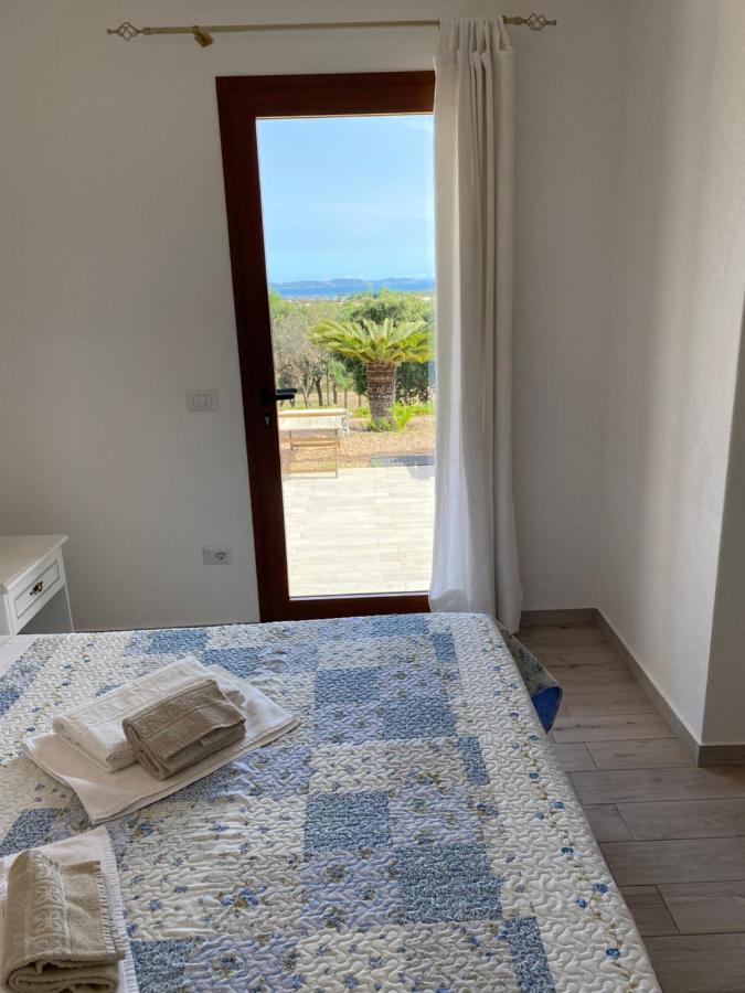 Molti Mari B&B Resort Olbia Exteriör bild