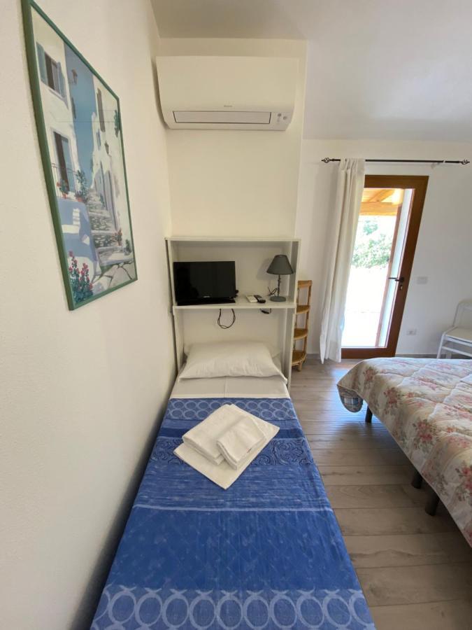 Molti Mari B&B Resort Olbia Exteriör bild