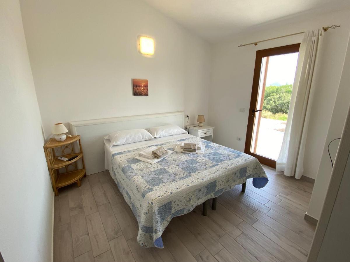 Molti Mari B&B Resort Olbia Exteriör bild