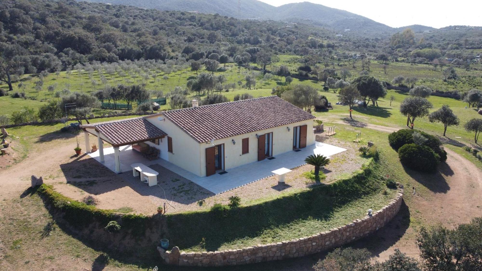 Molti Mari B&B Resort Olbia Exteriör bild
