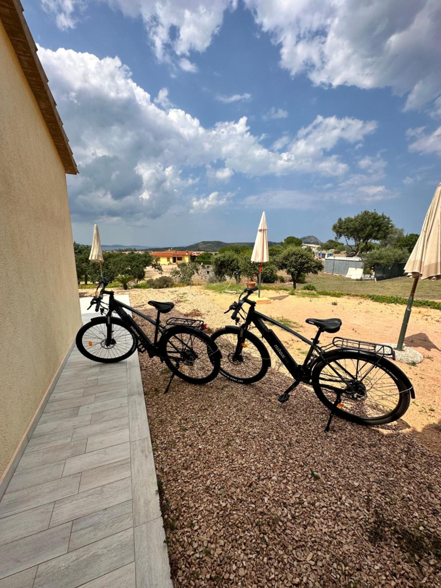 Molti Mari B&B Resort Olbia Exteriör bild