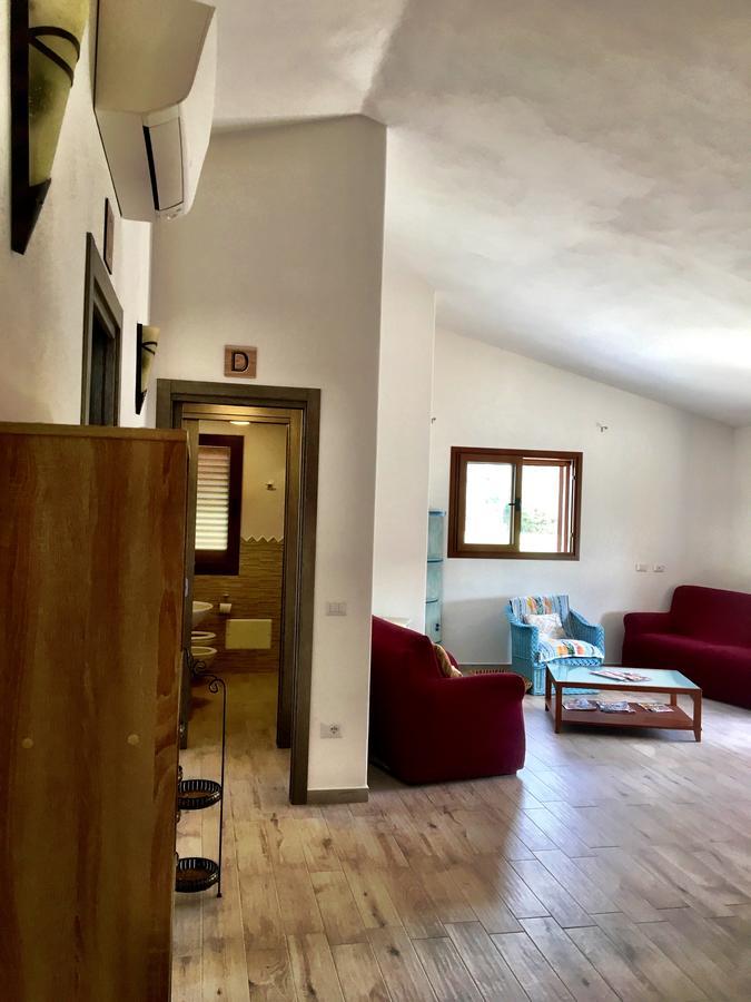 Molti Mari B&B Resort Olbia Exteriör bild