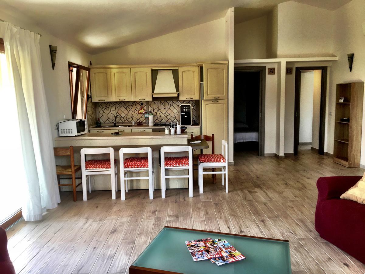 Molti Mari B&B Resort Olbia Exteriör bild