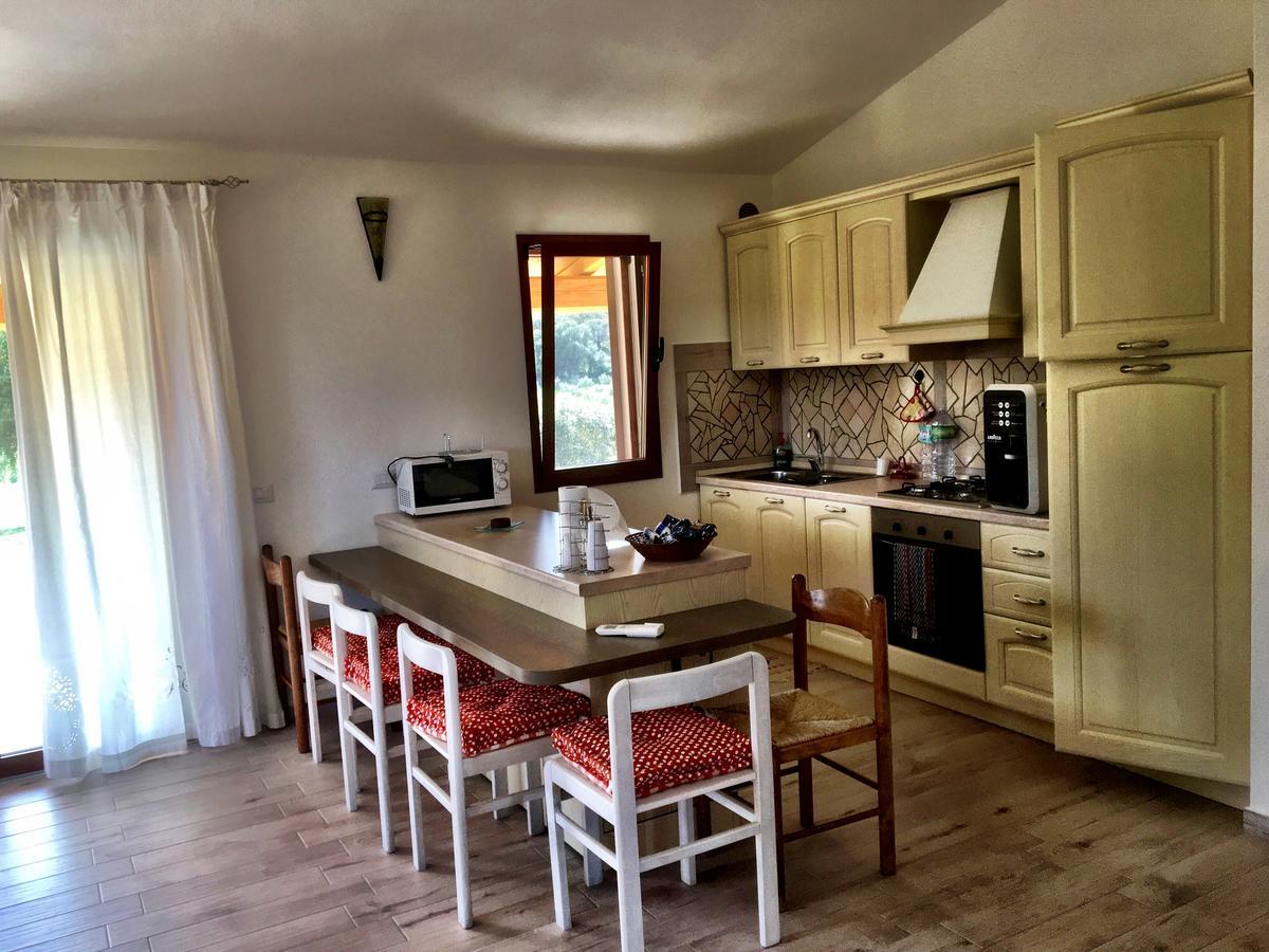 Molti Mari B&B Resort Olbia Exteriör bild