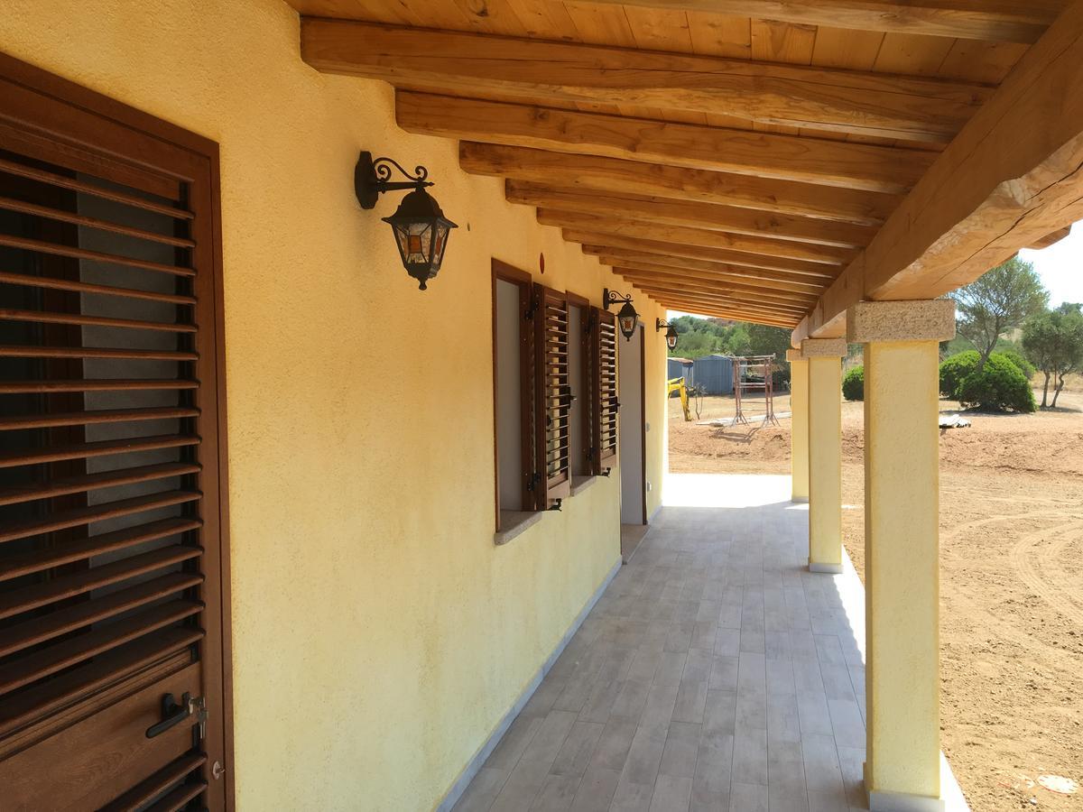 Molti Mari B&B Resort Olbia Exteriör bild
