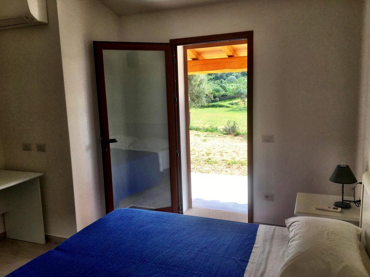 Molti Mari B&B Resort Olbia Exteriör bild