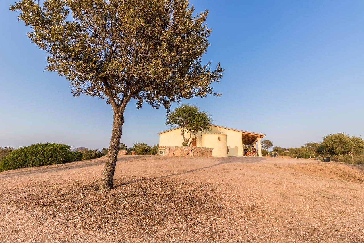 Molti Mari B&B Resort Olbia Exteriör bild